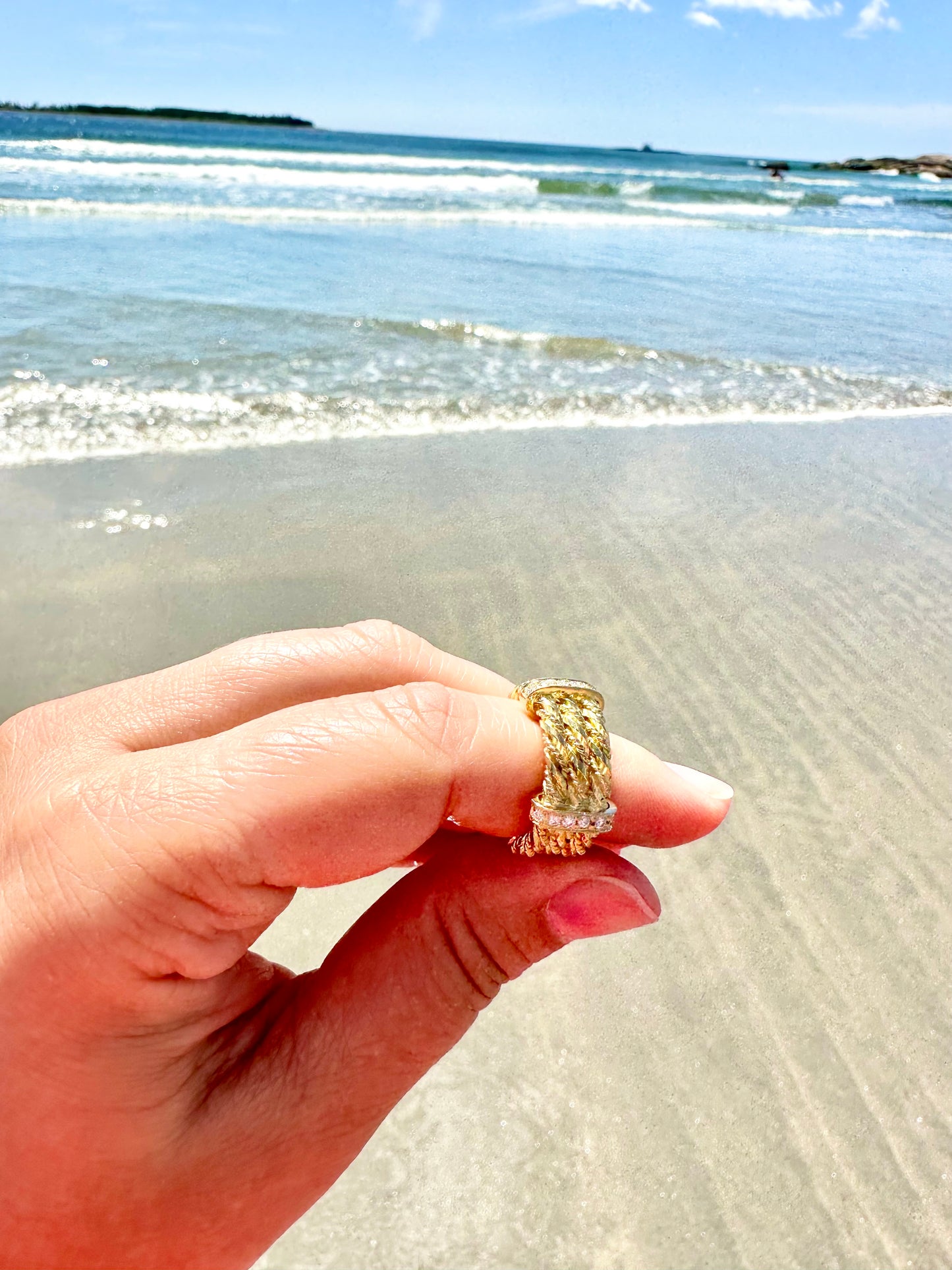 Corded 18k Gold Ring with Diamonds